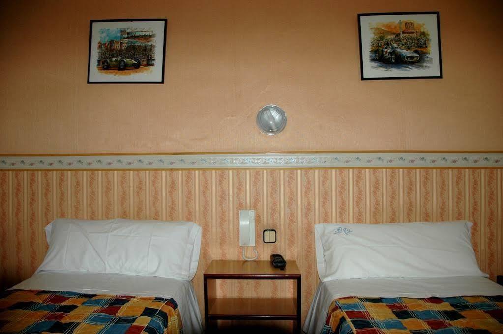 Pension Venecia Salou Exterior photo